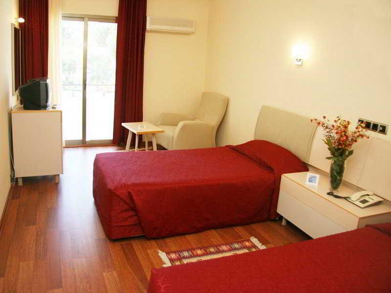 Altinorfoz Hotel Narlikuyu ภายนอก รูปภาพ